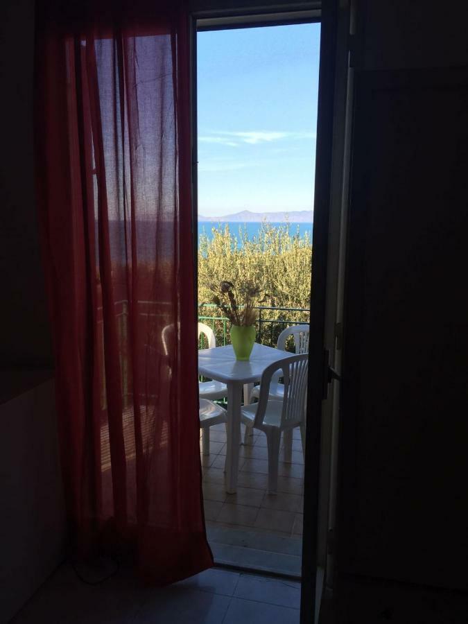 Residence Calava Gioiosa Marea Exterior photo